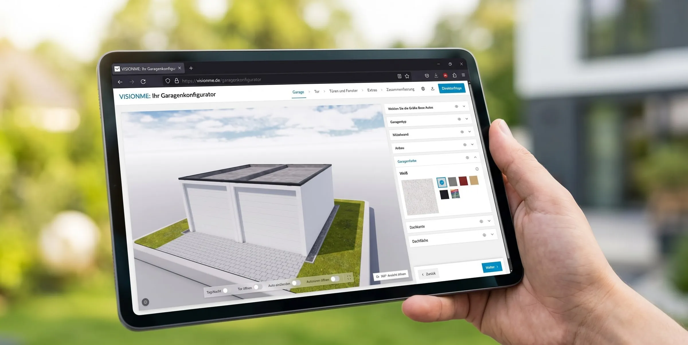 Garagen-Konfigurator von VISIONME auf einem Tablet: Doppelgarage in 3D mit Auswahl von Garagentyp, Farbe, Tor und Dach direkt im Browser